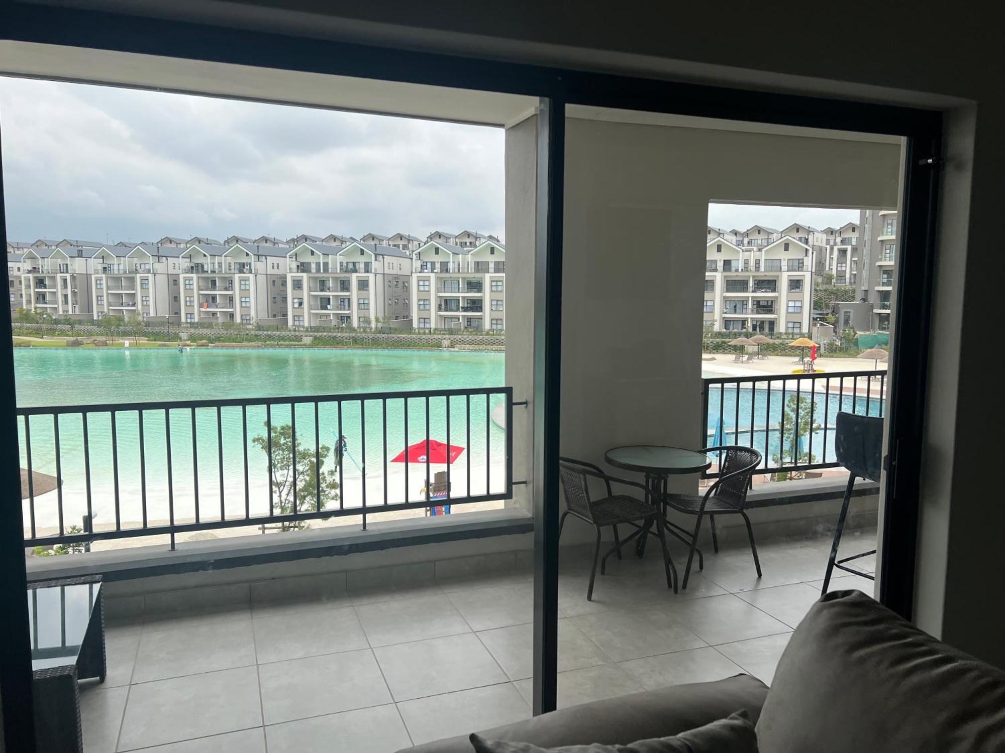 Lagoon Facing Apartment มิดแรนด์ ภายนอก รูปภาพ